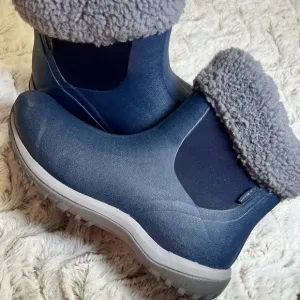 L.L. Bean Wellie Waterproof Insulated Rain Boots with Fleece Trim in Navy Blue