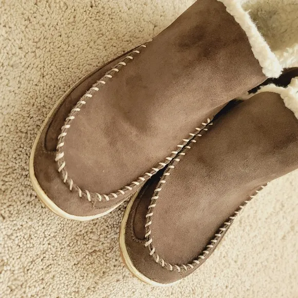 L.L. Bean Women's Mountain Slippers, Boot Mocs 10
