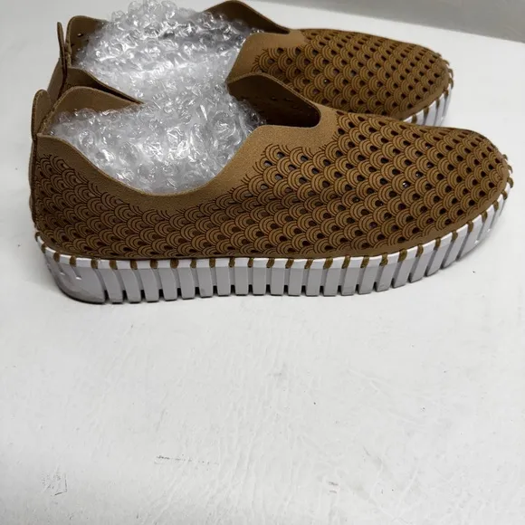 llse Jacobsen perforated Tan Perforated Slip-On Sneakers size 40 US 9.5-10