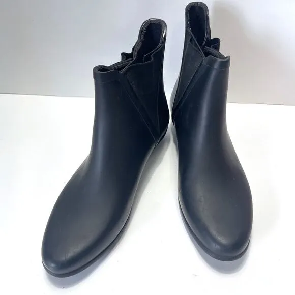 LOEFFLER RANDALL Rain Slip on Chelsea Boots in Black Size 8