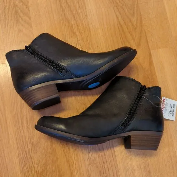 Lucky Brand Banterr2 Boots Womens 7.5M Black Leather Ankle Faux Fur Lining Zip