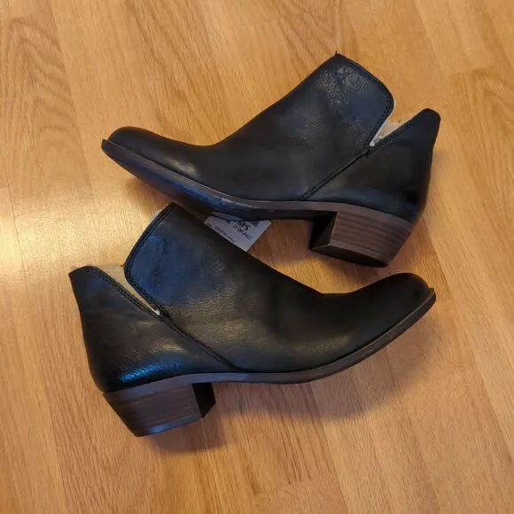 Lucky Brand Banterr2 Boots Womens 7.5M Black Leather Ankle Faux Fur Lining Zip