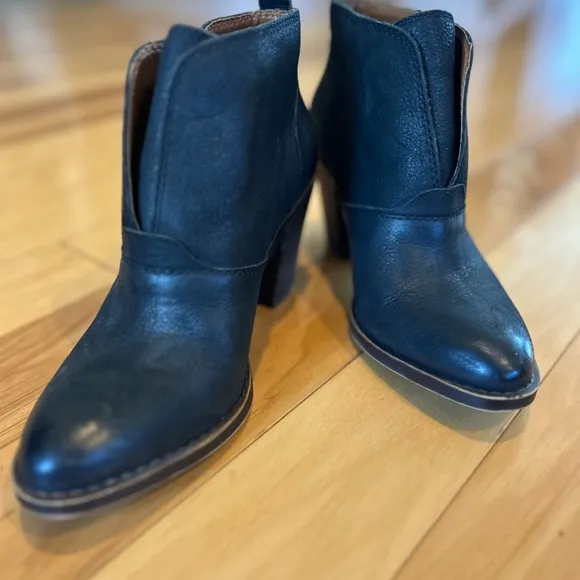 Lucky Brand Ehllen Leather Ankle Boots Booties For Women