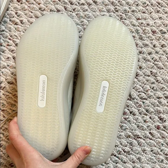 Lululemon grey Sneakers 8.5