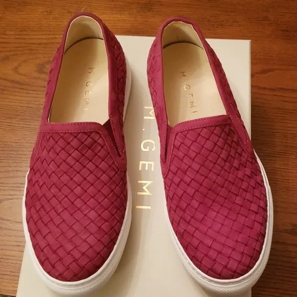 🆕️M. Gemi The Cerchio sneakers, nubuck cranberry
