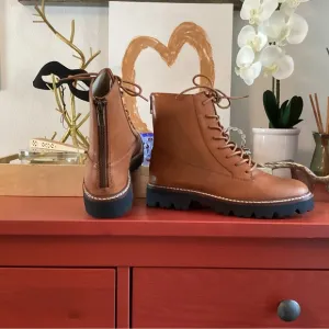 MadewellLace-Up Lugsoles