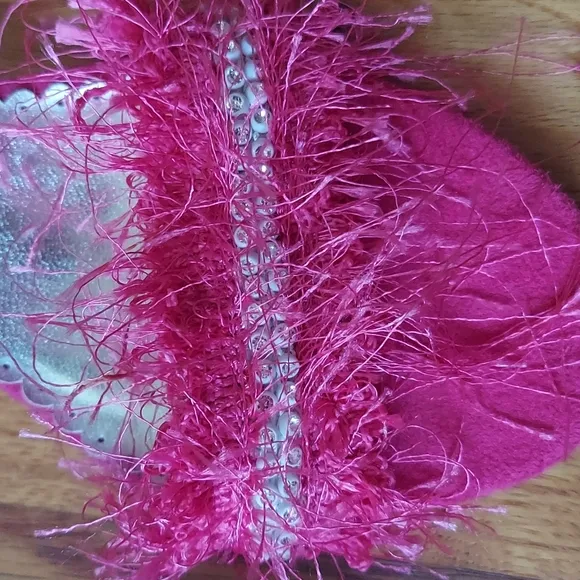 Magic Bus Hollywood Rhinestone &amp; Pink Suede Slipper Mules w/ Yarn Detail Size 7