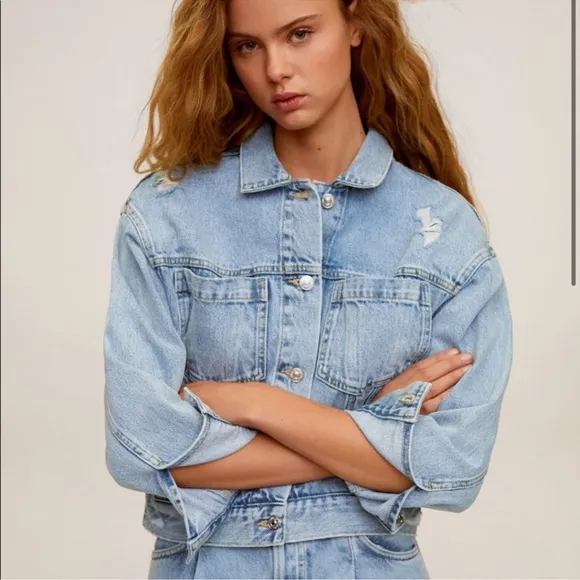 Mango EUC Distressed Denim Jacket Light Wash Relaxed Fit Size S/M Y2K Jeans