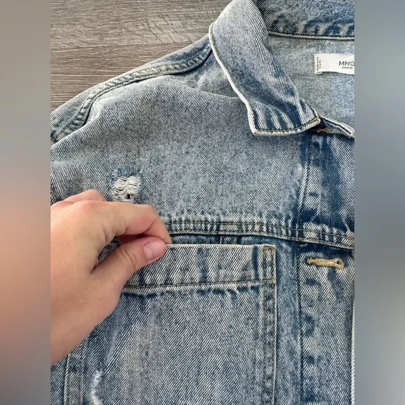 Mango EUC Distressed Denim Jacket Light Wash Relaxed Fit Size S/M Y2K Jeans