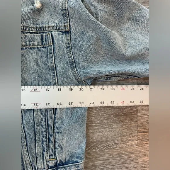 Mango EUC Distressed Denim Jacket Light Wash Relaxed Fit Size S/M Y2K Jeans