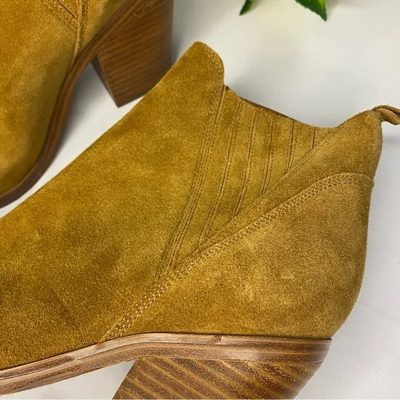 Marc Fisher Gadri Pointed Toe Ankle Boots Size 9.5 New