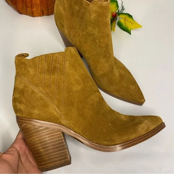 Marc Fisher Gadri Pointed Toe Ankle Boots Size 9.5 New