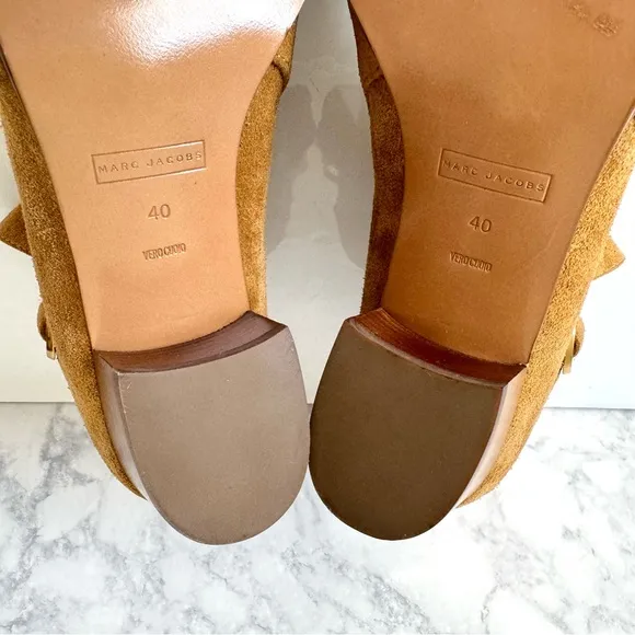 Marc Jacobs Camel Suede Ginger Interlock Ankle Boots Size 40/10 US