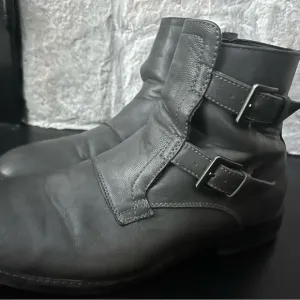 Mark Anthony size 11m Men's Gray Leather Buckle Boots