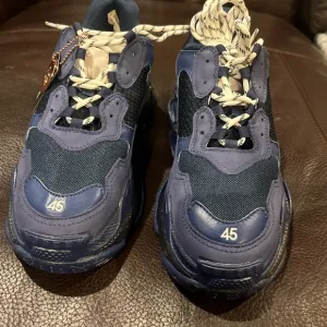 Men's Blue Sneakers