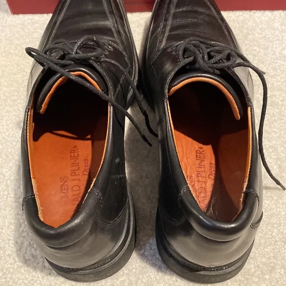 Mens Donald J Pliner Black Leather Dress Shoe - Size 10