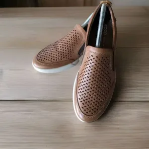 Men's ECCO Perforated Brown Loafer Slip-On Golf Sneakers Size 40 (US 7)
