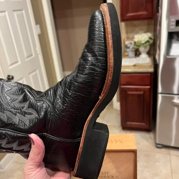 Men’s Justin boots size 6.5B smooth ostrich excellent condition
