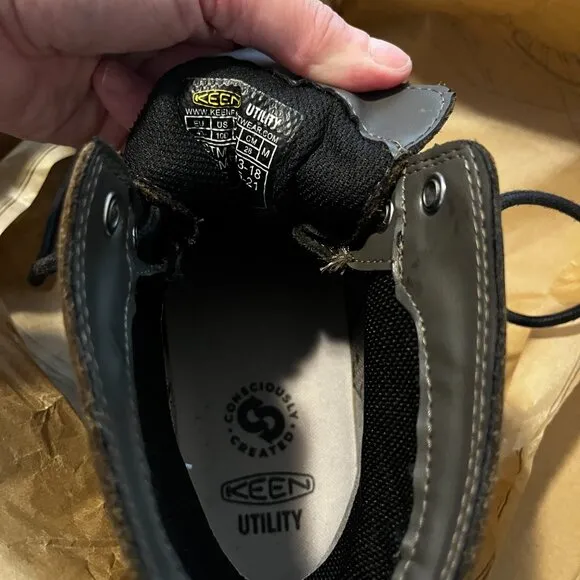 Men's Keen Waterproof Aluminum toe boots, Size 10