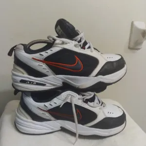 Mens NIKE Air Monarch Sneakers sz 10.5 white red black Walking Training Casual