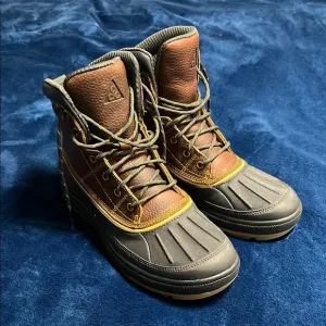 Men's Nike Duck Boots size 8 NWOT 525393770