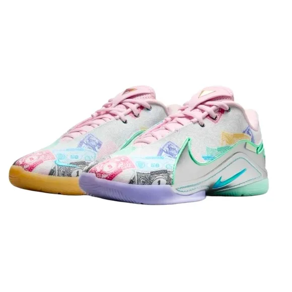 Men’s Nike LeBron Monopoly Themed Sneakers Size 11 Basketball Shoes NEW NO BOX