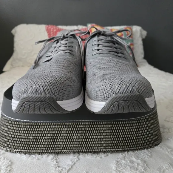 Men's OrthoFeet Sneakers