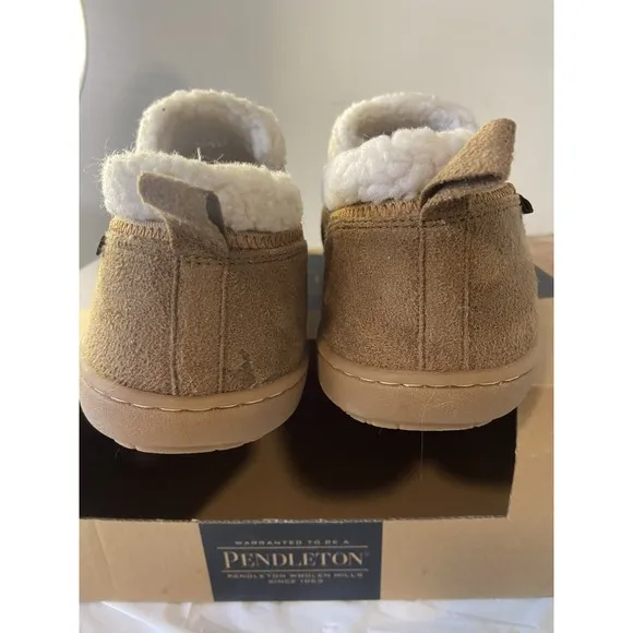 Men's Pendleton Creek Bank M Toasted Coconut Sherpa Lined Slippers-Size 8M