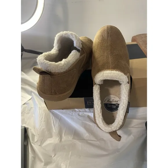 Men's Pendleton Creek Bank M Toasted Coconut Sherpa Lined Slippers-Size 8M