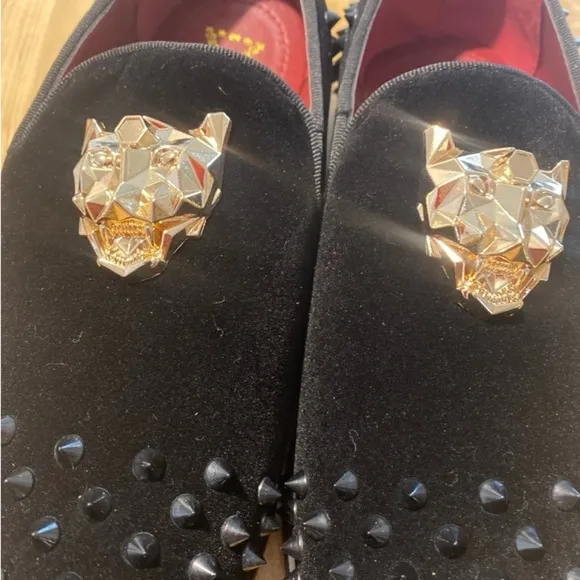 Men's Spikes Dress Shoes Black Velvet Loafers Gold Buckle Slip-On NWOT size 8.5