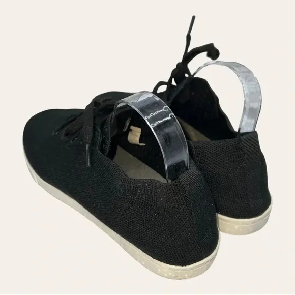 MEN’S SUAVS THE ZILKER SHOES BLACK WITH WHITE SOLE SIZE US11.5