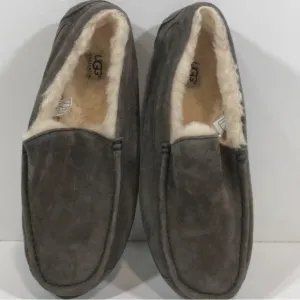 Men’s UGG Ascot Gray Suede Slippers Size 10