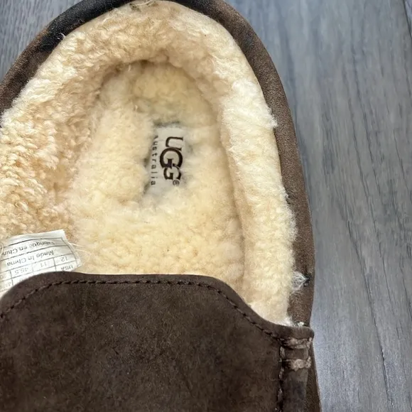 Mens Ugg Australia suede loafers/slippers