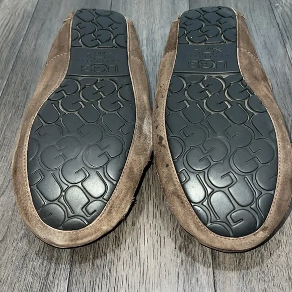 Mens Ugg Australia suede loafers/slippers