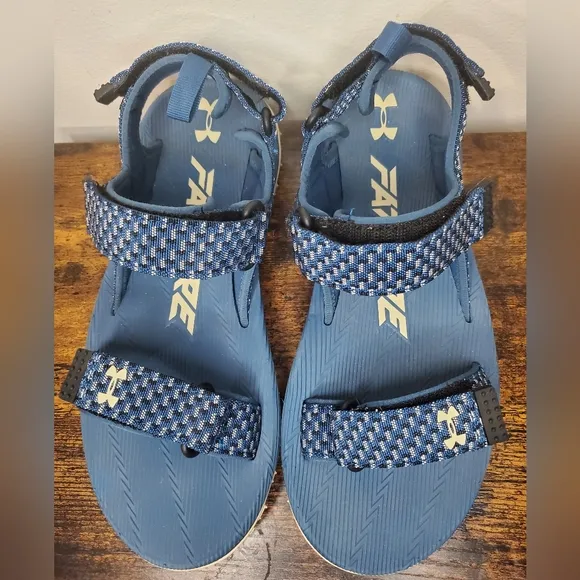 Mens Under Armour Fat Tire Hiking Sandals Size 8
