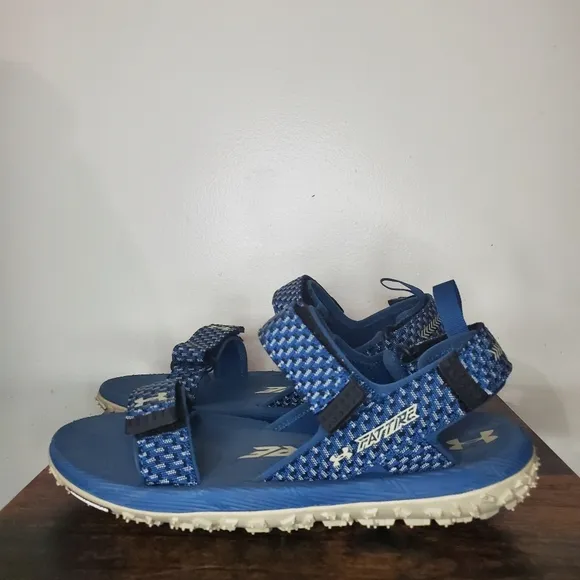 Mens Under Armour Fat Tire Hiking Sandals Size 8