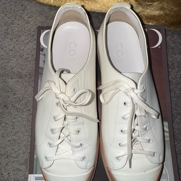 Men’s White / Leather  Sneakers