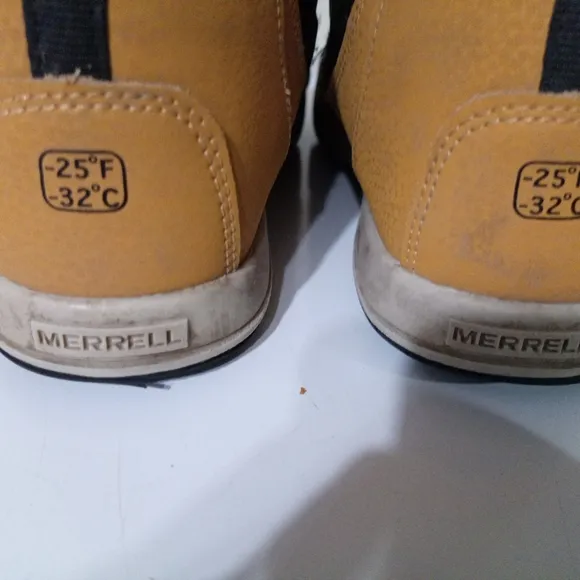 Merrell Kids' Tan and Black Winter Boots