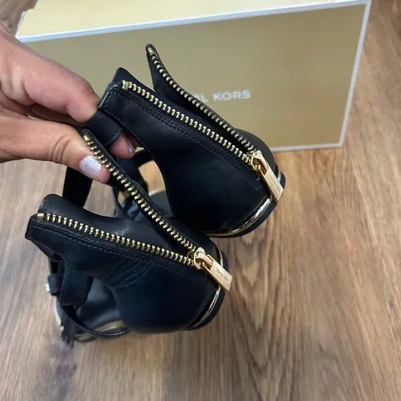Michael Kors black gold T strap sandals shoes women’s 8