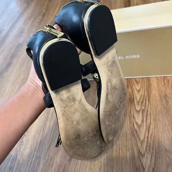 Michael Kors black gold T strap sandals shoes women’s 8