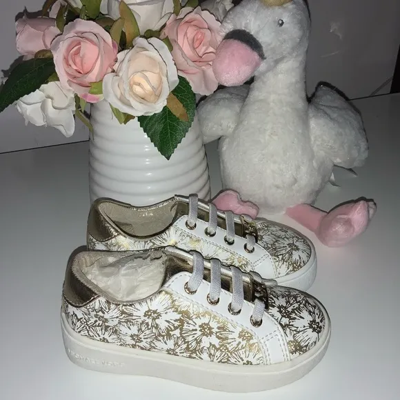 Michael Kors girls Zia-Ivy floral sneaker