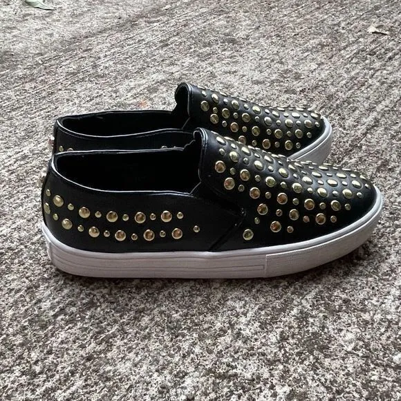 Michael Kors Girls Ivy Jade 14 Sneakers Gold Studded Slip‎ on Black Size 1