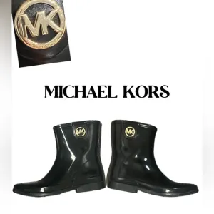 Michael Kors Sz 10 Black Rain Boots with MK Gold Logo