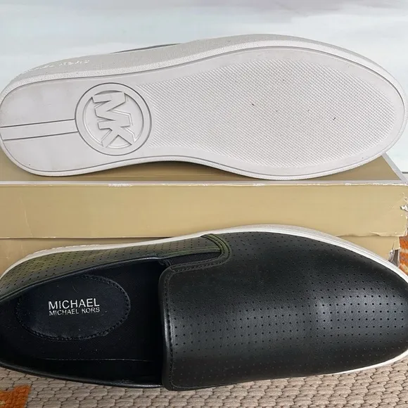 Michael Kors TEDDI SLIP ON NAPPA PU PERFORATED 4959TDFP4L NIB Platforms Sneakers