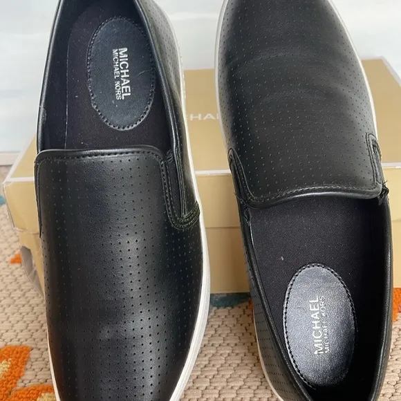 Michael Kors TEDDI SLIP ON NAPPA PU PERFORATED 4959TDFP4L NIB Platforms Sneakers
