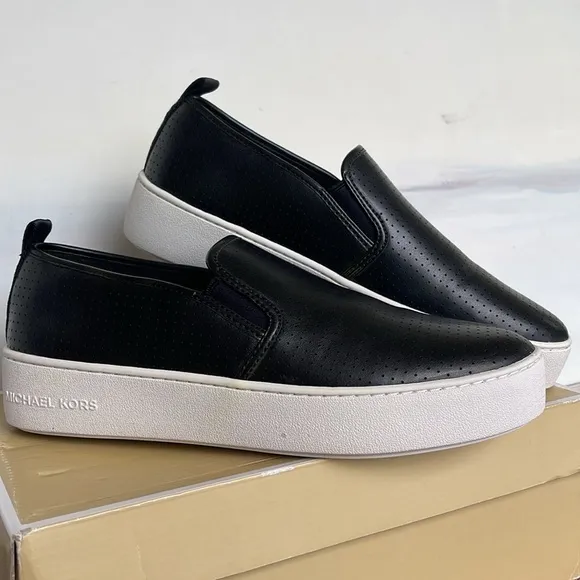 Michael Kors TEDDI SLIP ON NAPPA PU PERFORATED 4959TDFP4L NIB Platforms Sneakers