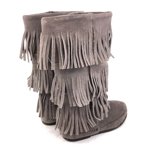 Minnetonka Gray Suede 3-Layer Fringe Moccasin Boots 7