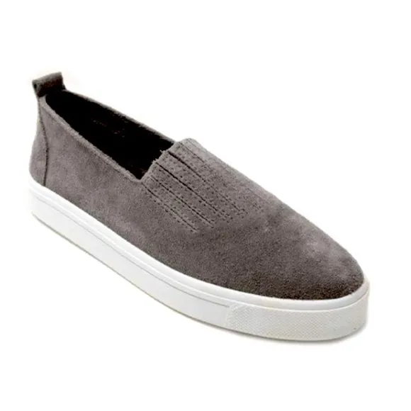 Minnetonka Women’s Gabi-Slip On Sneakers (3191)