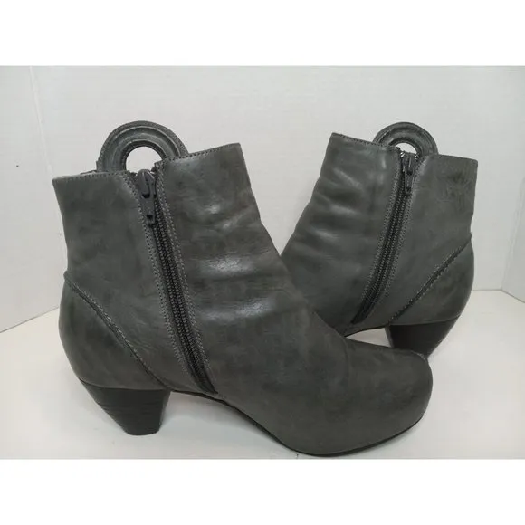Miz Mooz 36 Grey Elf Ankle NWOT Leather Zip Classic Casual Going Out Boho Boots