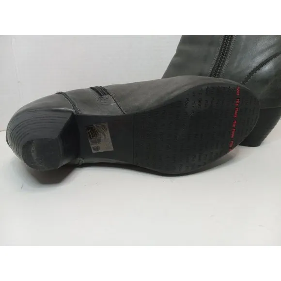 Miz Mooz 36 Grey Elf Ankle NWOT Leather Zip Classic Casual Going Out Boho Boots